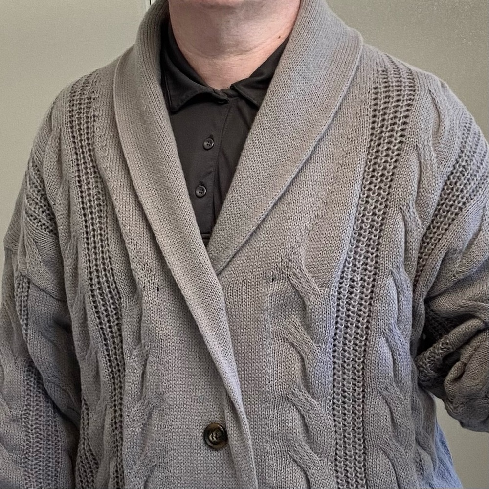 NEW. Brand new NORDSTROMS Men’s - size XL Heavyweight in GREY color.